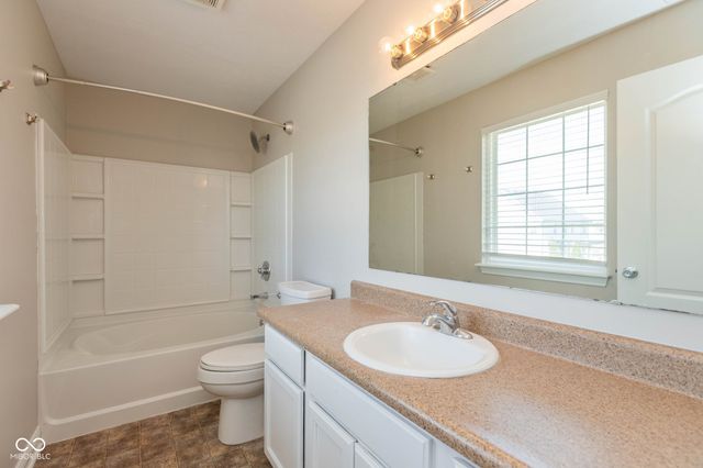 1117 Foxtail Drive, Franklin, IN 46131