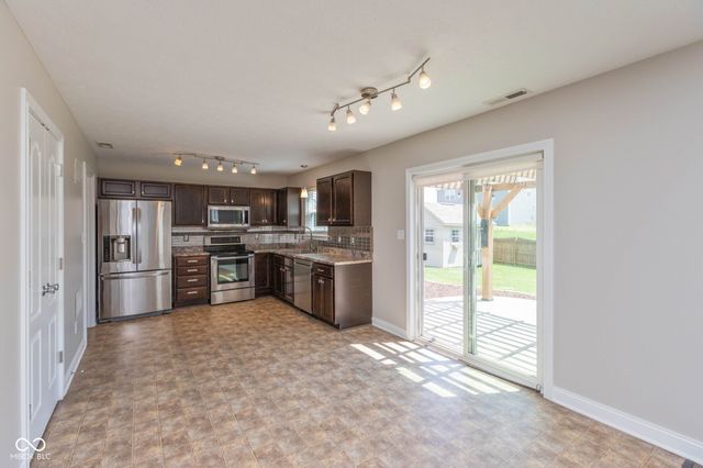 1117 Foxtail Drive, Franklin, IN 46131