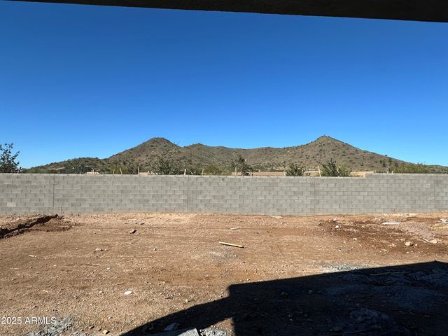 2536 E VILLA LINDA Drive, Phoenix, AZ 85024