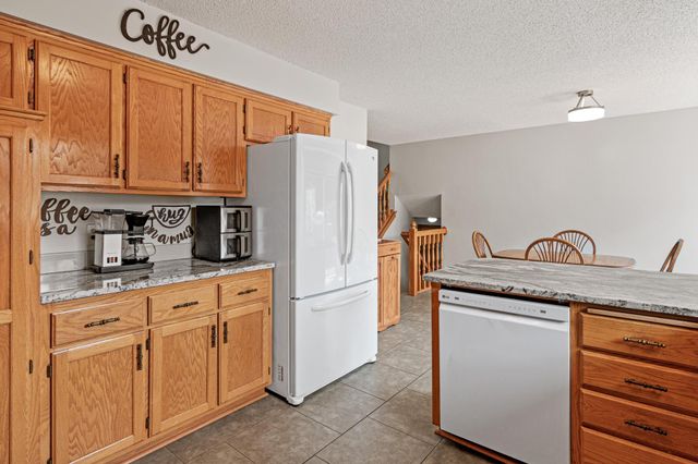 10121 Kahler Avenue NE, Otsego, MN 55362
