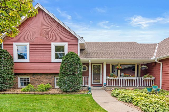10121 Kahler Avenue NE, Otsego, MN 55362