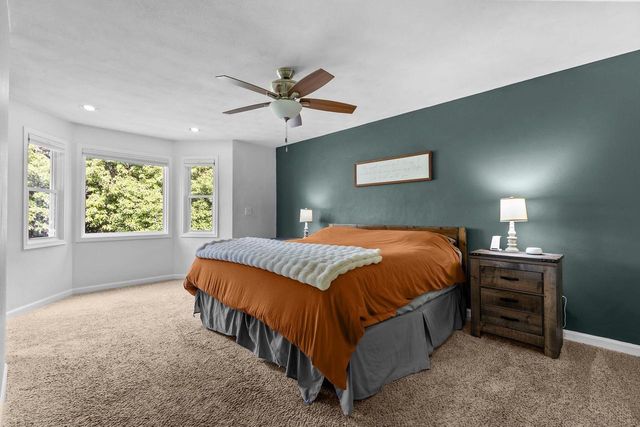 1245 WEATHERWOOD DRIVE, Neenah, WI 54956