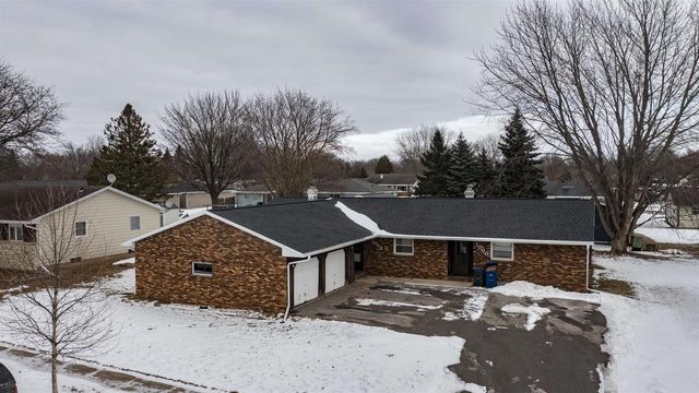 1000 MILLER LANE, Kaukauna, WI 54130