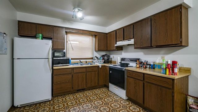 1000 MILLER LANE, Kaukauna, WI 54130