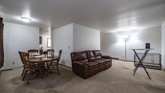 1000 MILLER LANE, Kaukauna, WI 54130