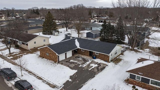 1000 MILLER LANE, Kaukauna, WI 54130