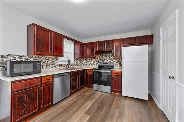 24 Green Acre Lane, Cartersville, GA 30121