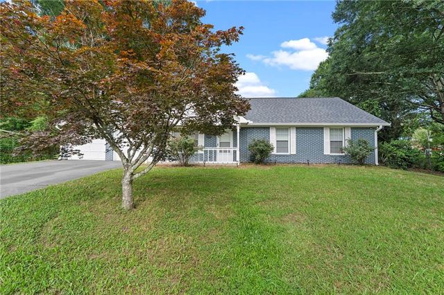 24 Green Acre Lane, Cartersville, GA 30121