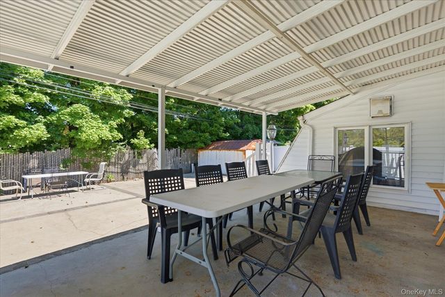 156 Lea Ann Terrace, Wantagh, NY 11793