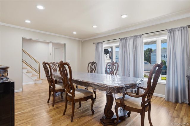 156 Lea Ann Terrace, Wantagh, NY 11793