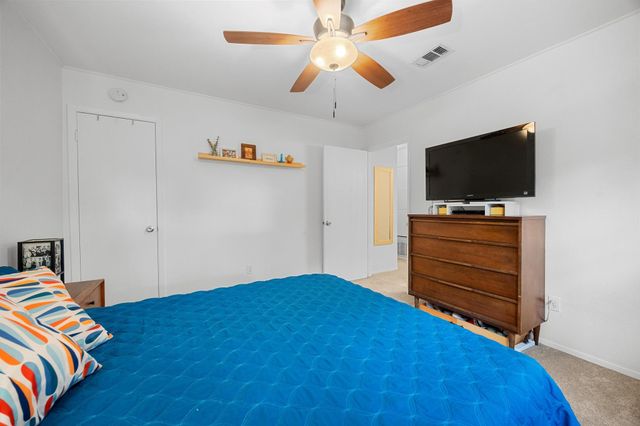 9100 Mountain Ridge DR 5C, Austin, TX 78759