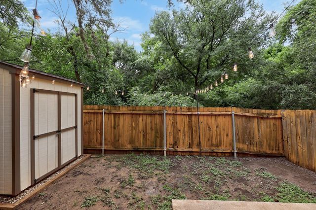 9100 Mountain Ridge DR 5C, Austin, TX 78759