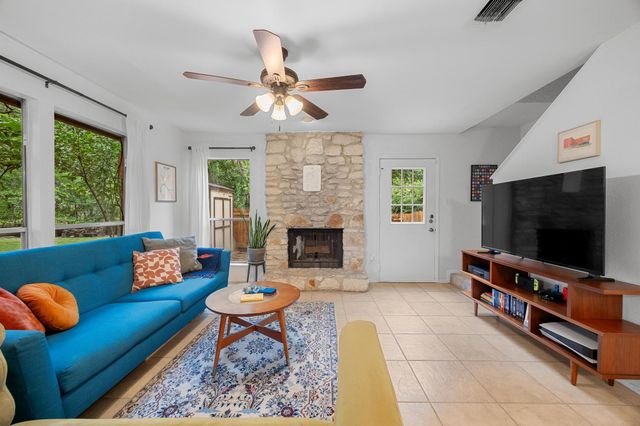 9100 Mountain Ridge DR 5C, Austin, TX 78759