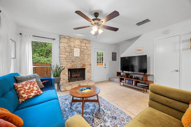 9100 Mountain Ridge DR 5C, Austin, TX 78759