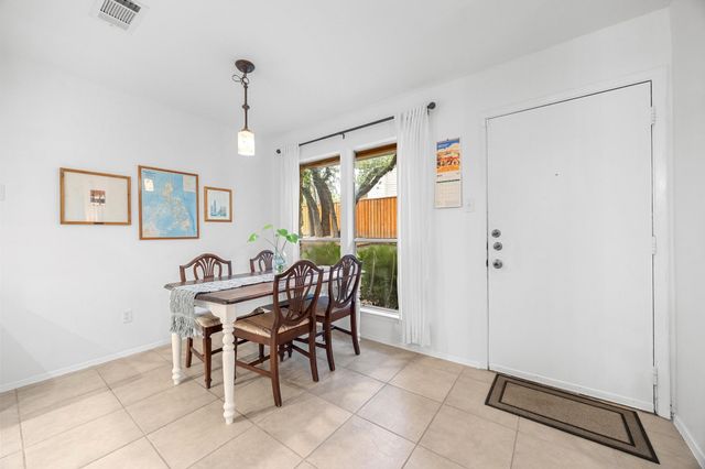 9100 Mountain Ridge DR 5C, Austin, TX 78759