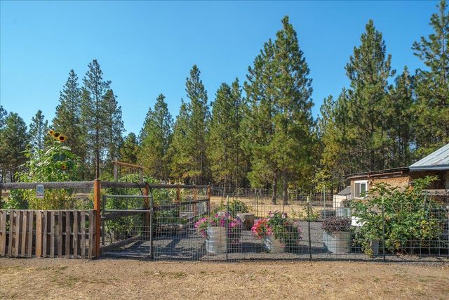 7908 S Carnation Rd, Spokane, WA 99224