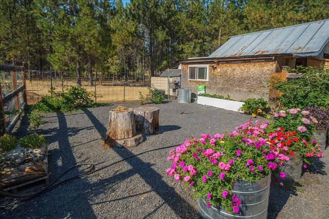 7908 S Carnation Rd, Spokane, WA 99224