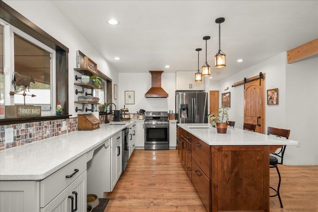 7908 S Carnation Rd, Spokane, WA 99224
