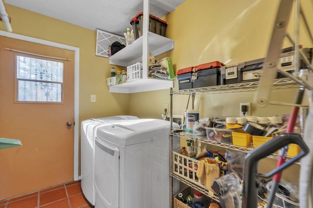 712 Tranquilino Court NE, Albuquerque, NM 87102