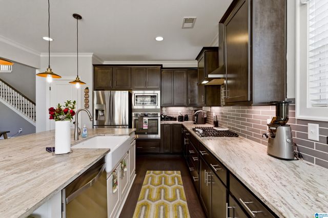 417 GLEN IRIS CIRCLE, Pelham, AL 35124