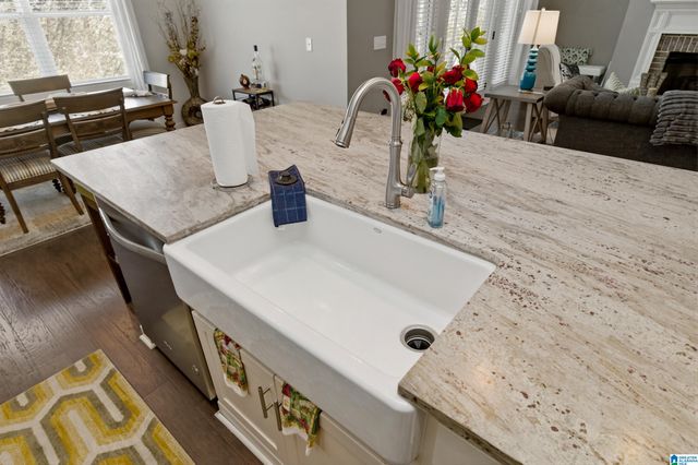 417 GLEN IRIS CIRCLE, Pelham, AL 35124