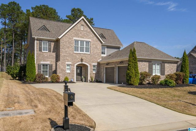 417 GLEN IRIS CIRCLE, Pelham, AL 35124