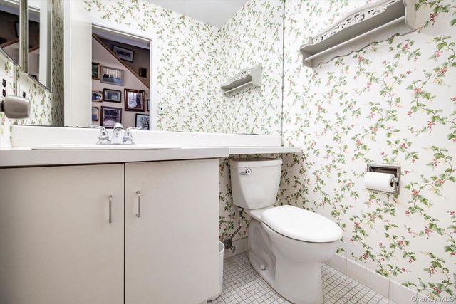 100 Daly Boulevard 408, Oceanside, NY 11572