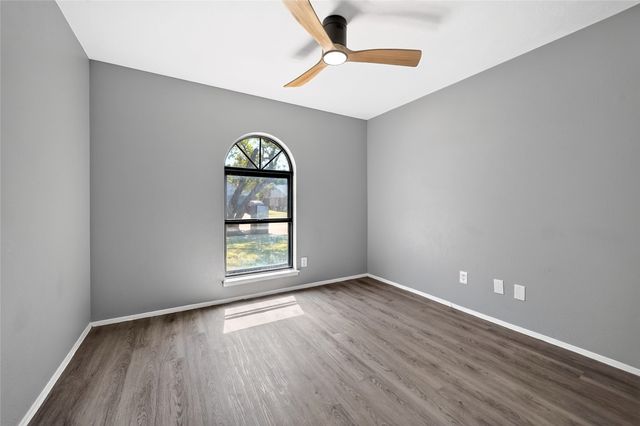 524 Woodcrest Way, Forney, TX 75126