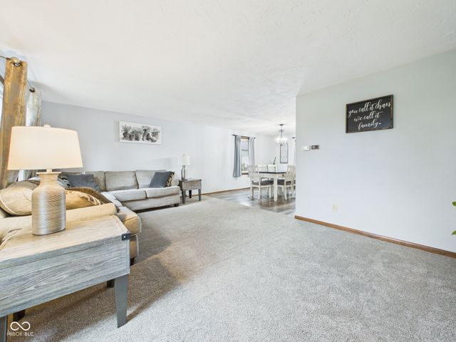 3927 Colbrook Road, Anderson, IN 46012