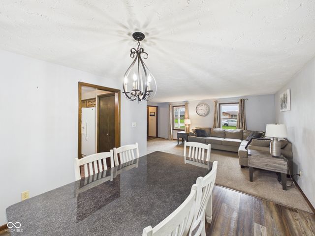 3927 Colbrook Road, Anderson, IN 46012