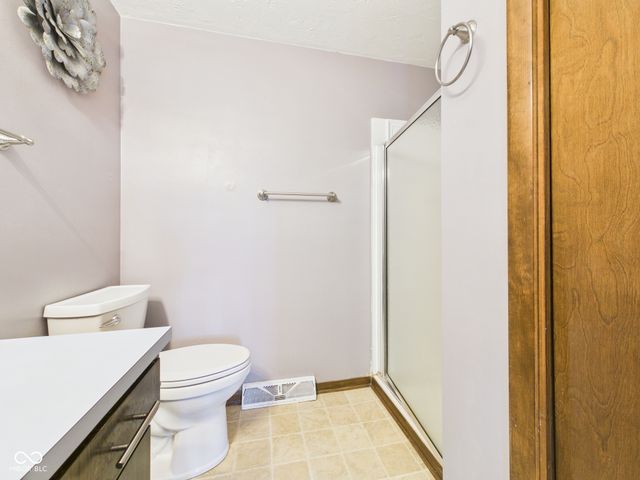 3927 Colbrook Road, Anderson, IN 46012