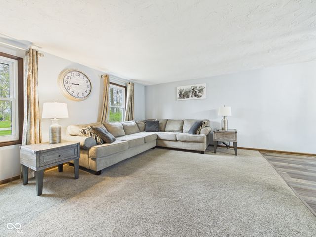 3927 Colbrook Road, Anderson, IN 46012