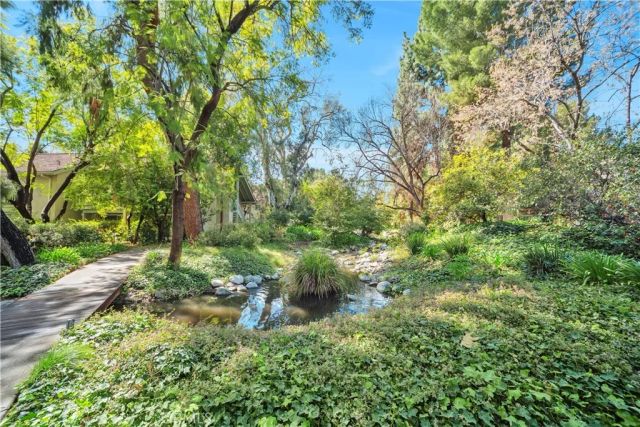 7101 Farralone Avenue 142, Canoga Park, CA 91303