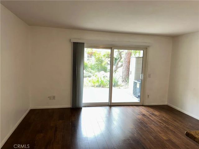 7101 Farralone Avenue 142, Canoga Park, CA 91303