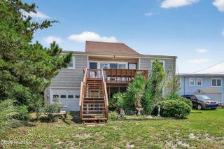 714 Ocean Boulevard, Holly Ridge, NC 28445