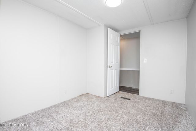 350 Kagley Drive, Lenoir City, TN 37772