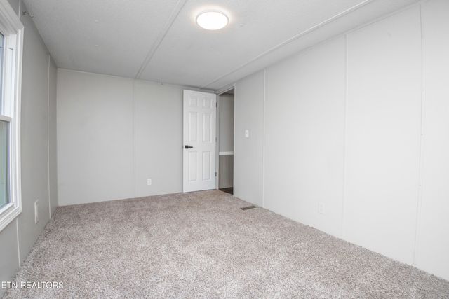 350 Kagley Drive, Lenoir City, TN 37772