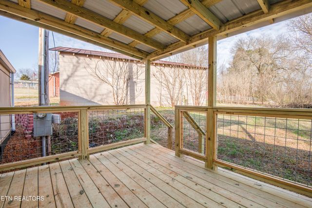 350 Kagley Drive, Lenoir City, TN 37772