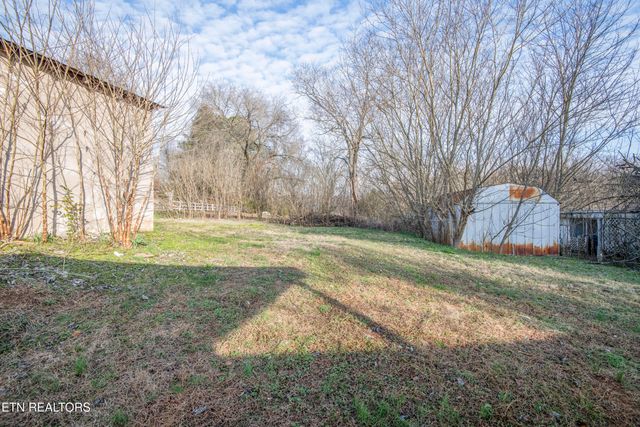 350 Kagley Drive, Lenoir City, TN 37772
