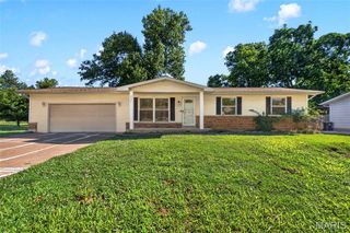 2324 Boeing Drive, Arnold, MO 63010