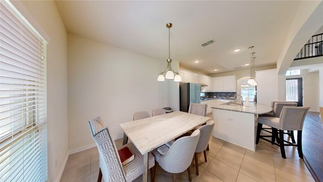 104 Balsam Drive, Red Oak, TX 75154