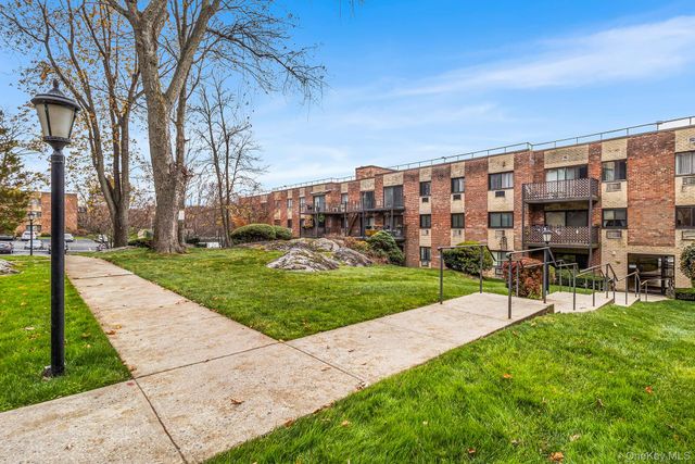 115 Dehaven Drive 114, Yonkers, NY 10703