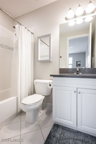 13808 LUNA DR, Naples, FL 34109