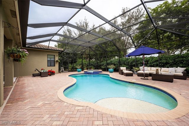 13808 LUNA DR, Naples, FL 34109