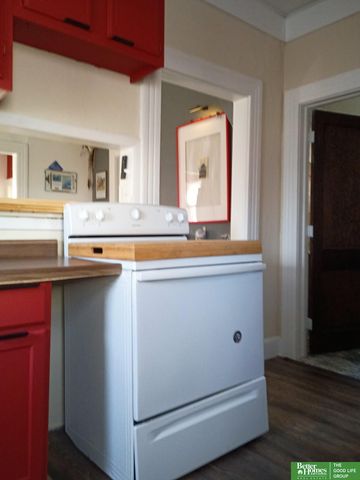 652 W 5th Street, York, NE 68467