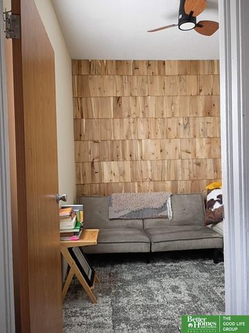 652 W 5th Street, York, NE 68467