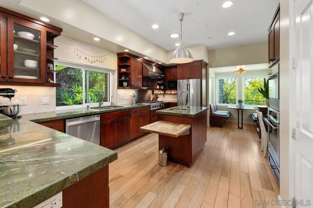 17035 Rio Maria Rd, Lakeside, CA 92040