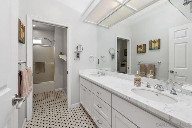 17035 Rio Maria Rd, Lakeside, CA 92040