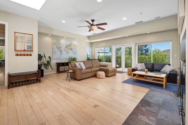 17035 Rio Maria Rd, Lakeside, CA 92040