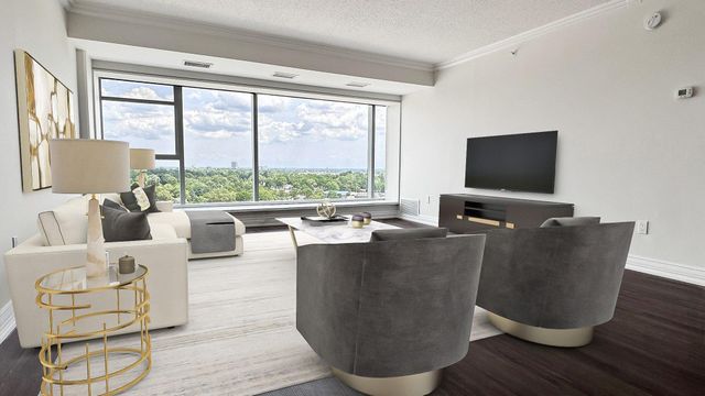 555 S Old Woodward Avenue 1207, Birmingham, MI 48009